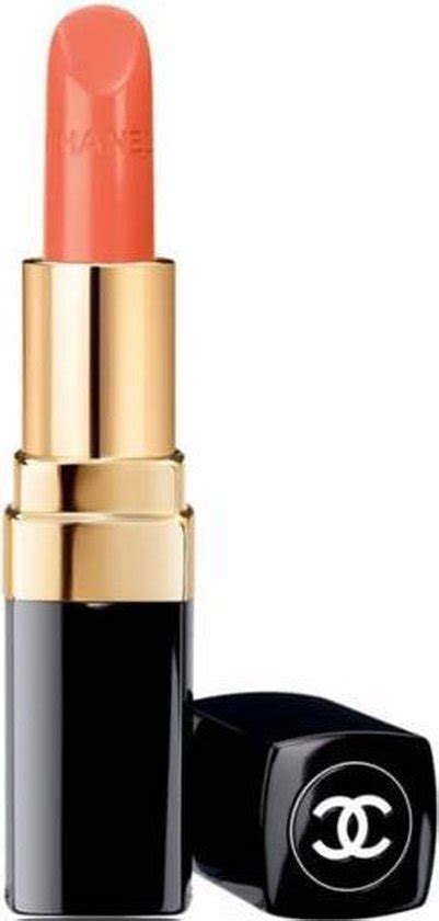 chanel suzanne lipstick|Chanel sari dore lipstick.